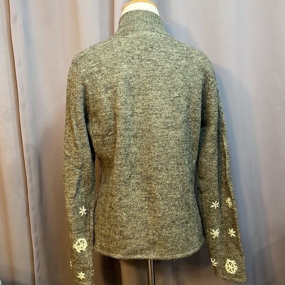 Talbots Christmas sweater size Small - Picture 5 of 11